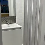 Nv Airport Hostel *