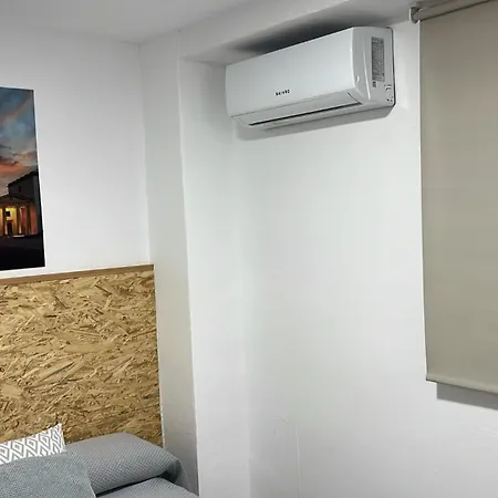 Nv Airport Hostel Málaga