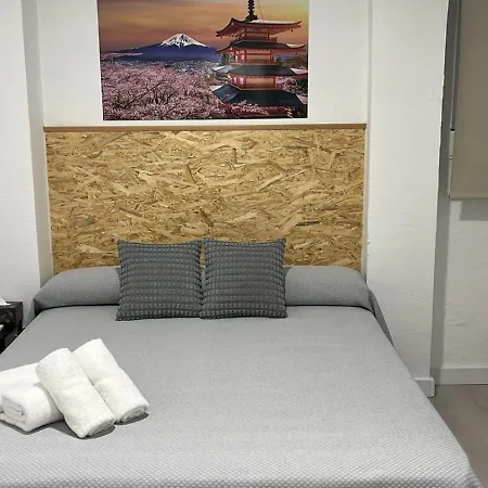 Nv Airport Hostel