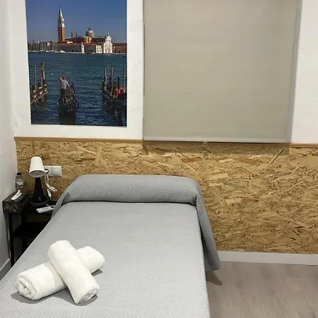 Nv Airport * מאלגה